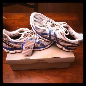 Men’s ASICS Gel-Cumulus 14 Size 11